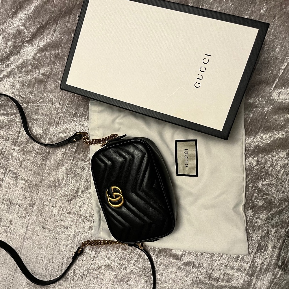 Gucci crossbody purse